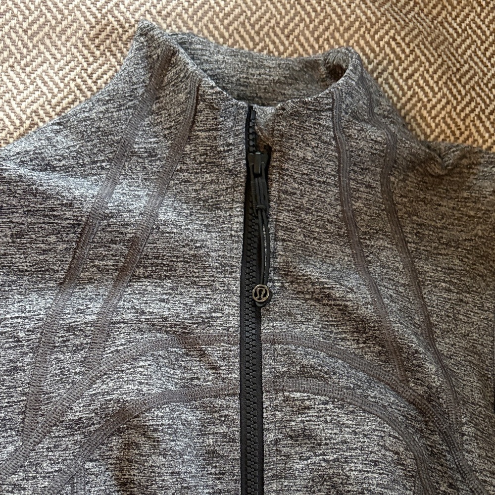 Lululemon Define Jacket - Picture 3 of 6